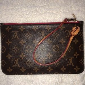 Louis Vuitton Pouchette